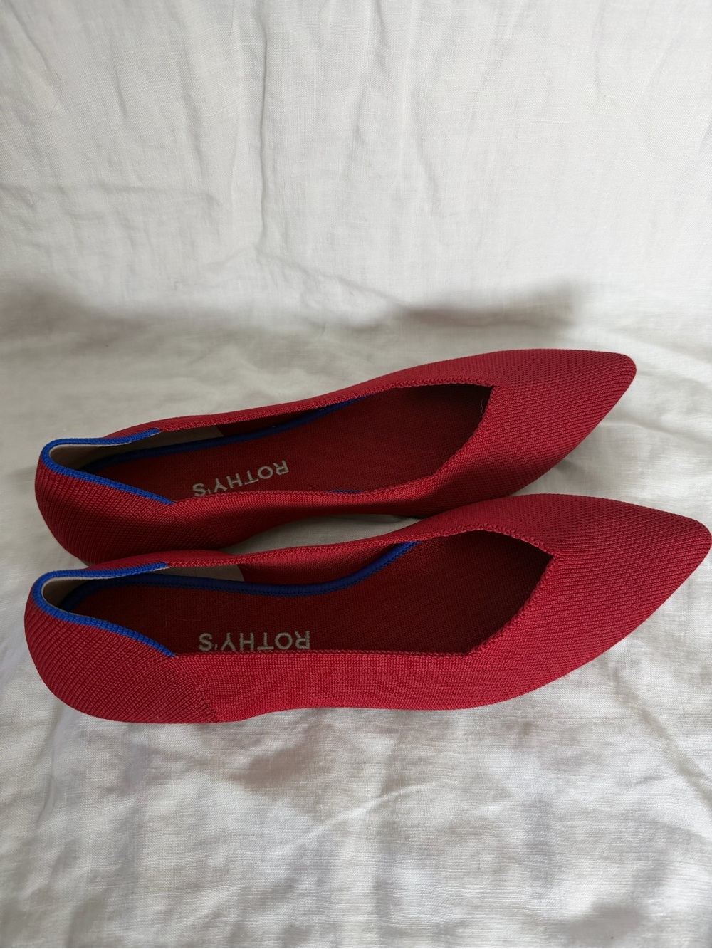 Rothy's Red the point red Knit Flats with Blue Trim NEW 10